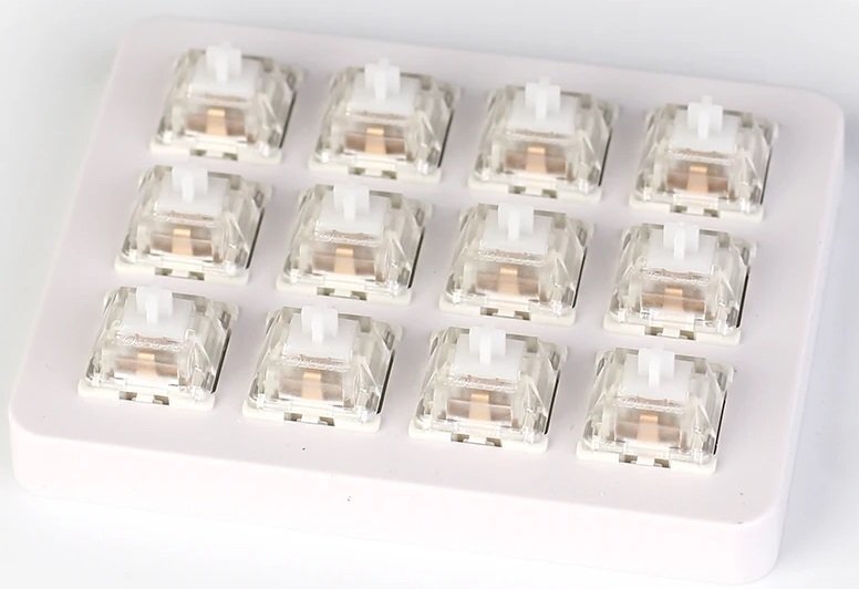 

KEYCHRON Gateron Switch with Holder Set 12Pcs/Set White (Z7_KEYCHRON), Белый