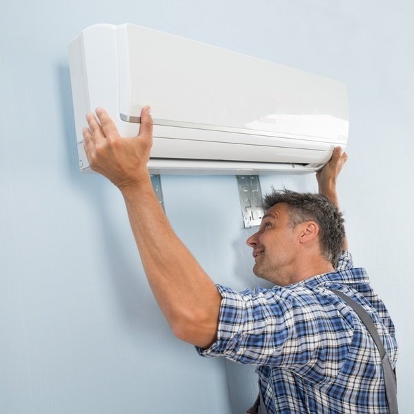 

Установка кондиционера 12000-15000 BTU Максимум